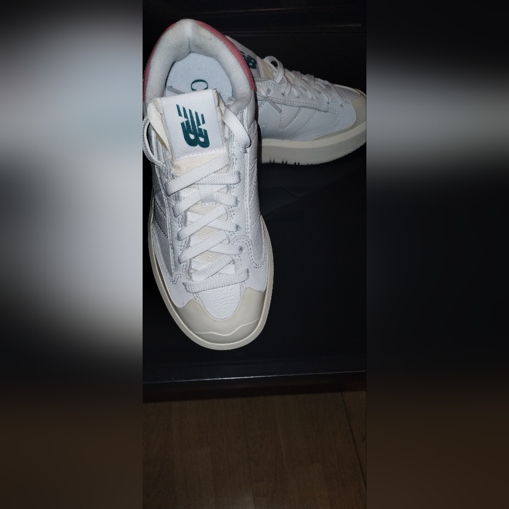 These shoes are no longer available I didn't see the option to delete them off